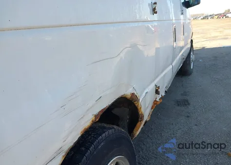 2008 Ford E-150 Commercial/Recreational z USA, uszkodzony, nr VIN 1FTNE14W48DA91404